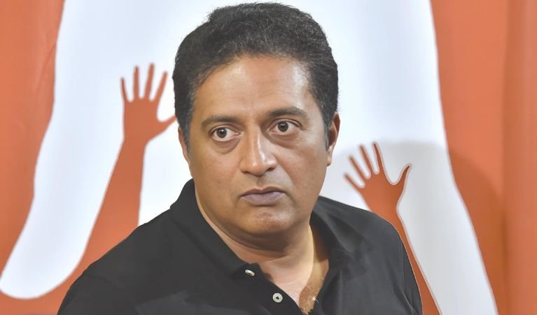 Prakash Raj Biography: Age, Height, Wife, Children, Family, Net Worth ...